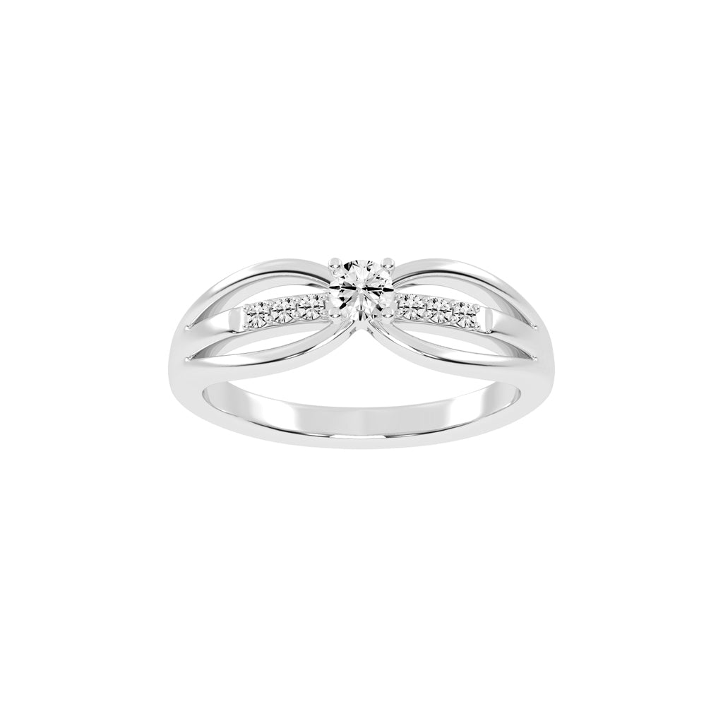 Delivella Split shank round cut delicate lab diamond ring