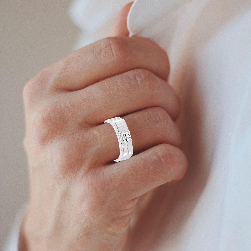 "0.75Ct Round Shape Rings "