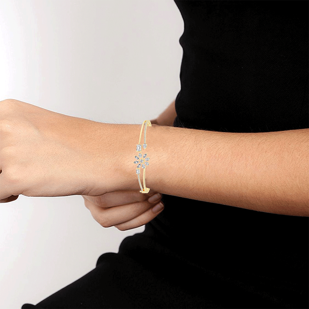 Orla Split Emerald Cut Kada Lab Diamond Bracelet