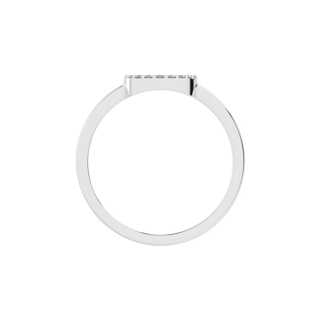 Deloria traditional round cut delicate lab diamond ring