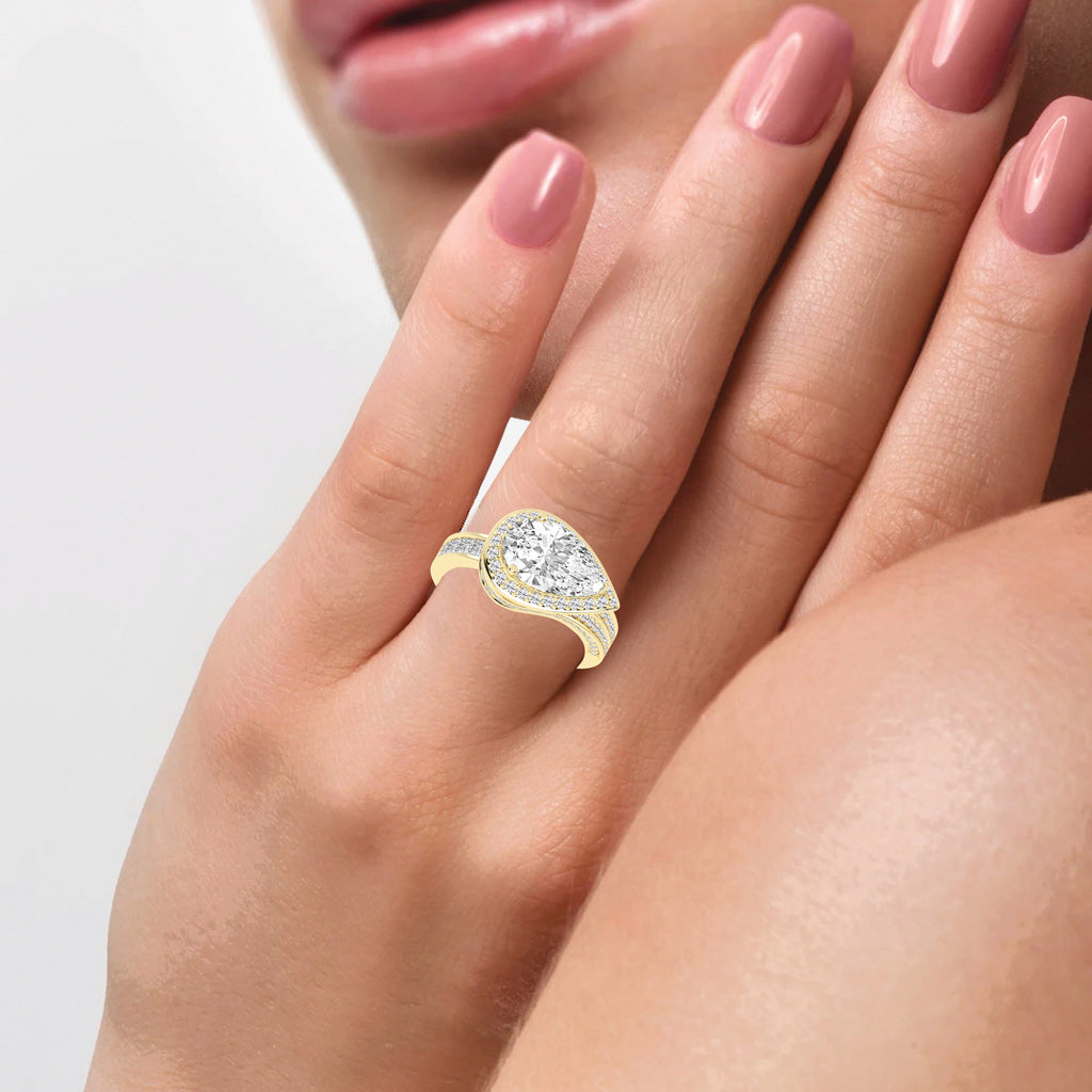 Luminous Wave Diamond Solitaire Ring