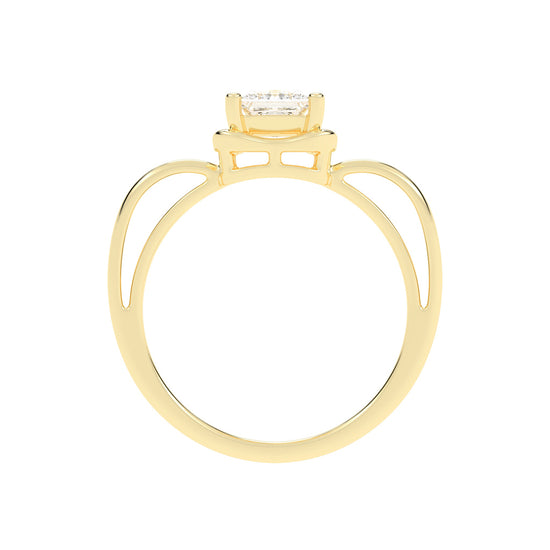 Distinctive Princess Cut Diamond Ring
