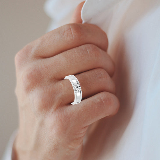 0.50 Ct Round Shape Rings