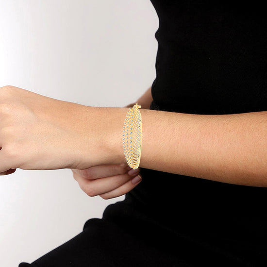 Rivara Round Cut Kada Lab Diamond Bracelet