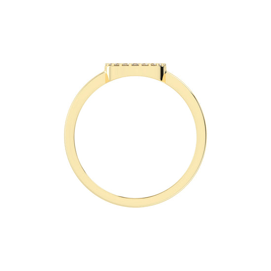 Deloria traditional round cut delicate lab diamond ring
