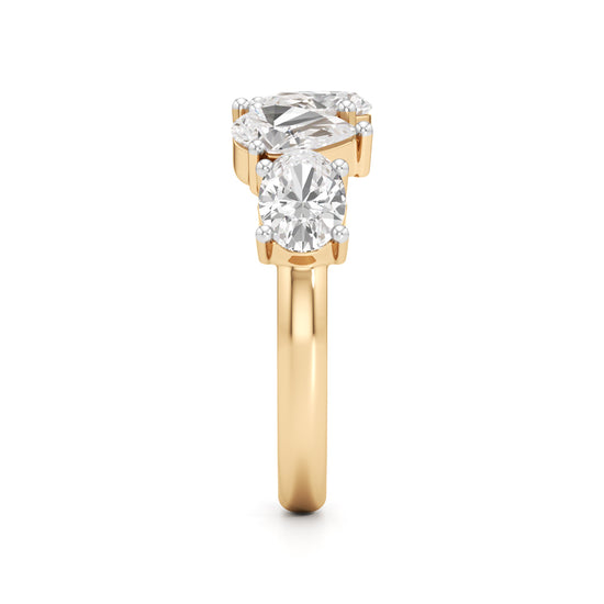 Lustrous Pear-Shaped Diamond Ring