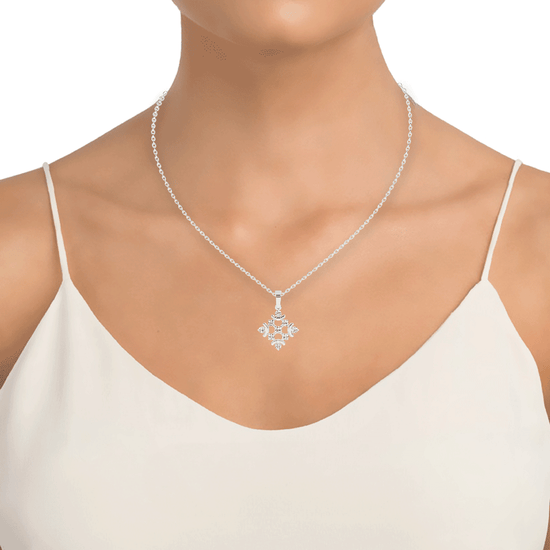 Adelina Snowflake round cut casual lab diamond Pendant