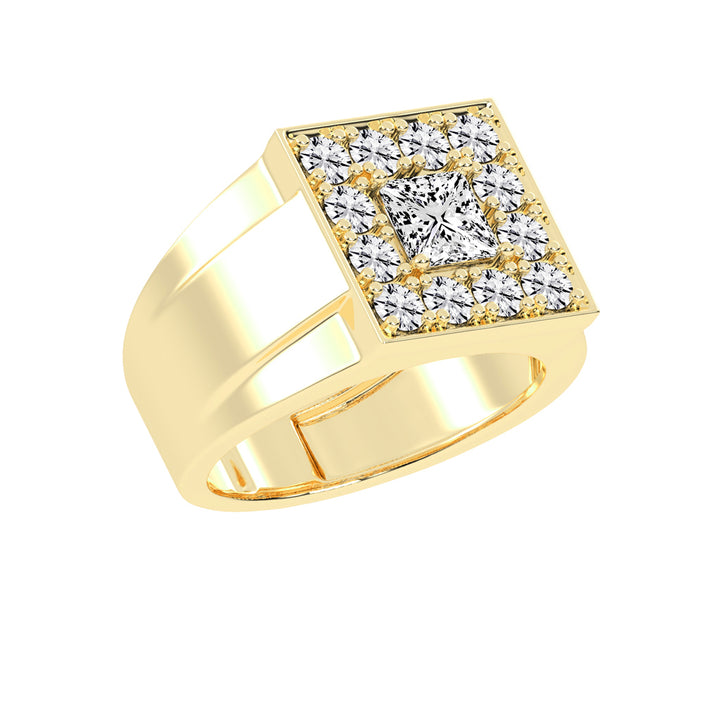 Majestic Radiance Diamond Signet