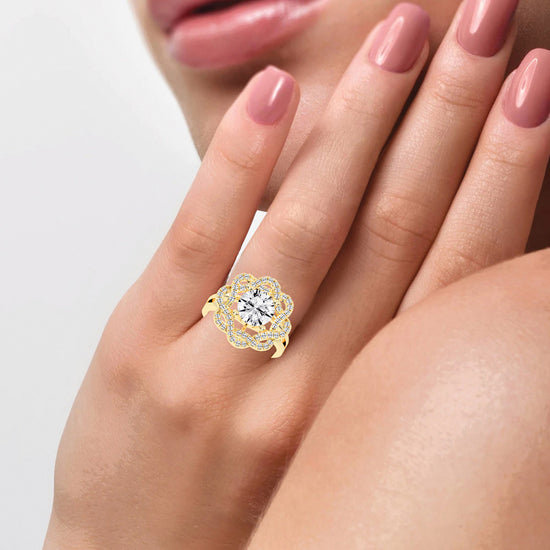 Veloretta Four Prong Round Lab Diamond Ring