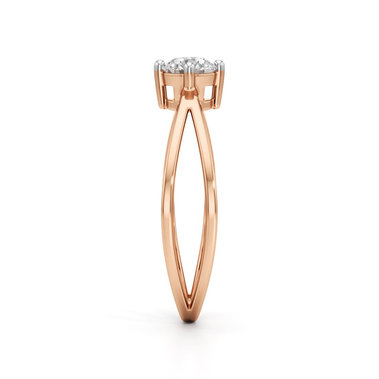 Delicine Twist Round Cut Delicate Ring