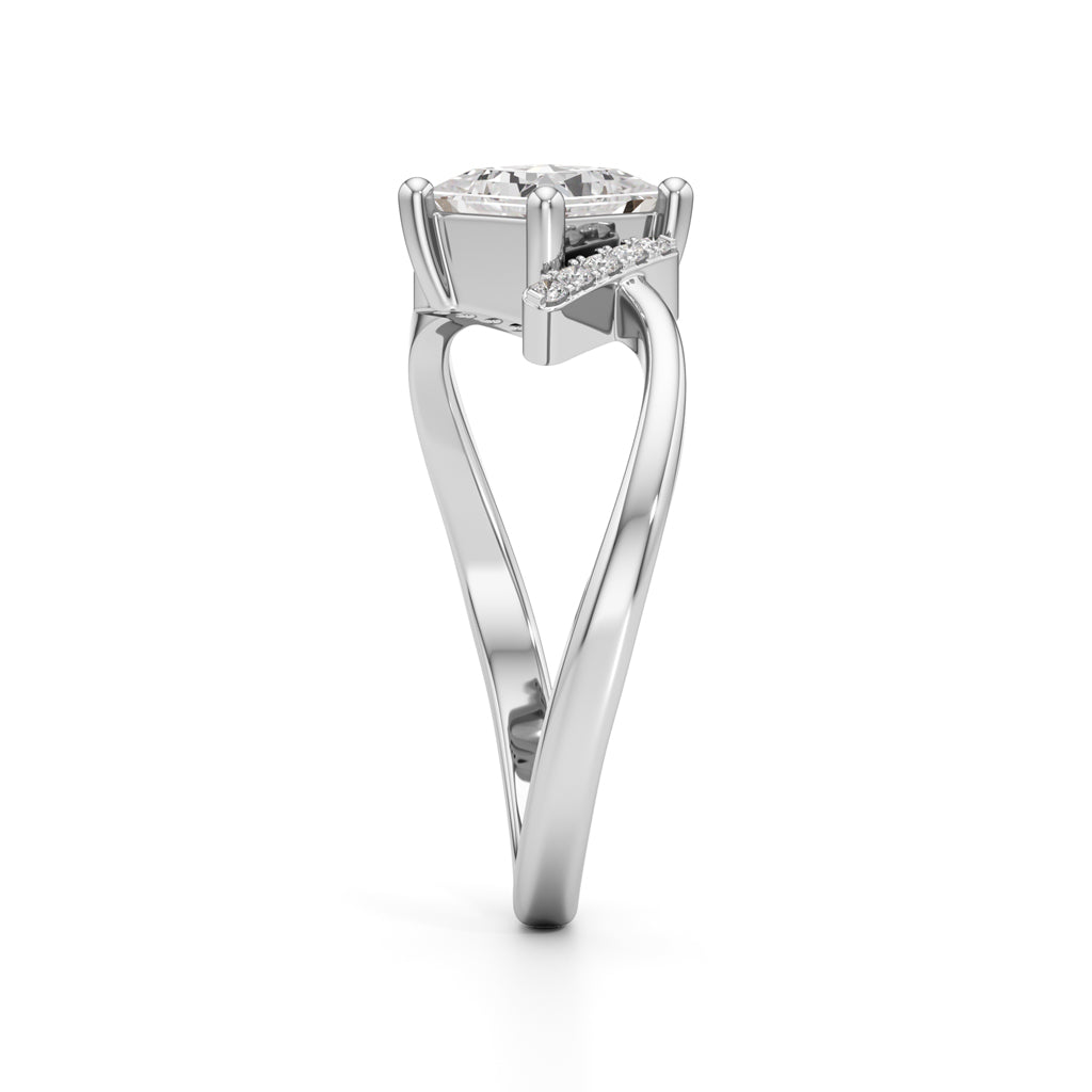 Aureliax 075Ct Curve Shank Princess Cut Classic Ring