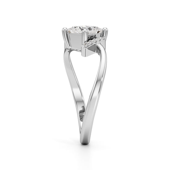 Aureliax 075Ct Curve Shank Princess Cut Classic Ring