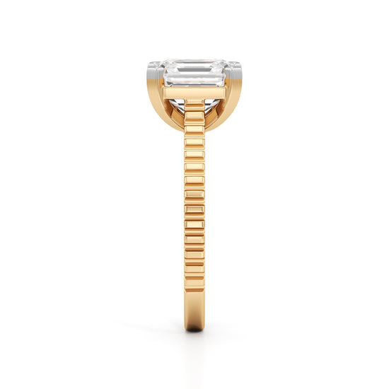 The Aurelia Asscher Solitaire