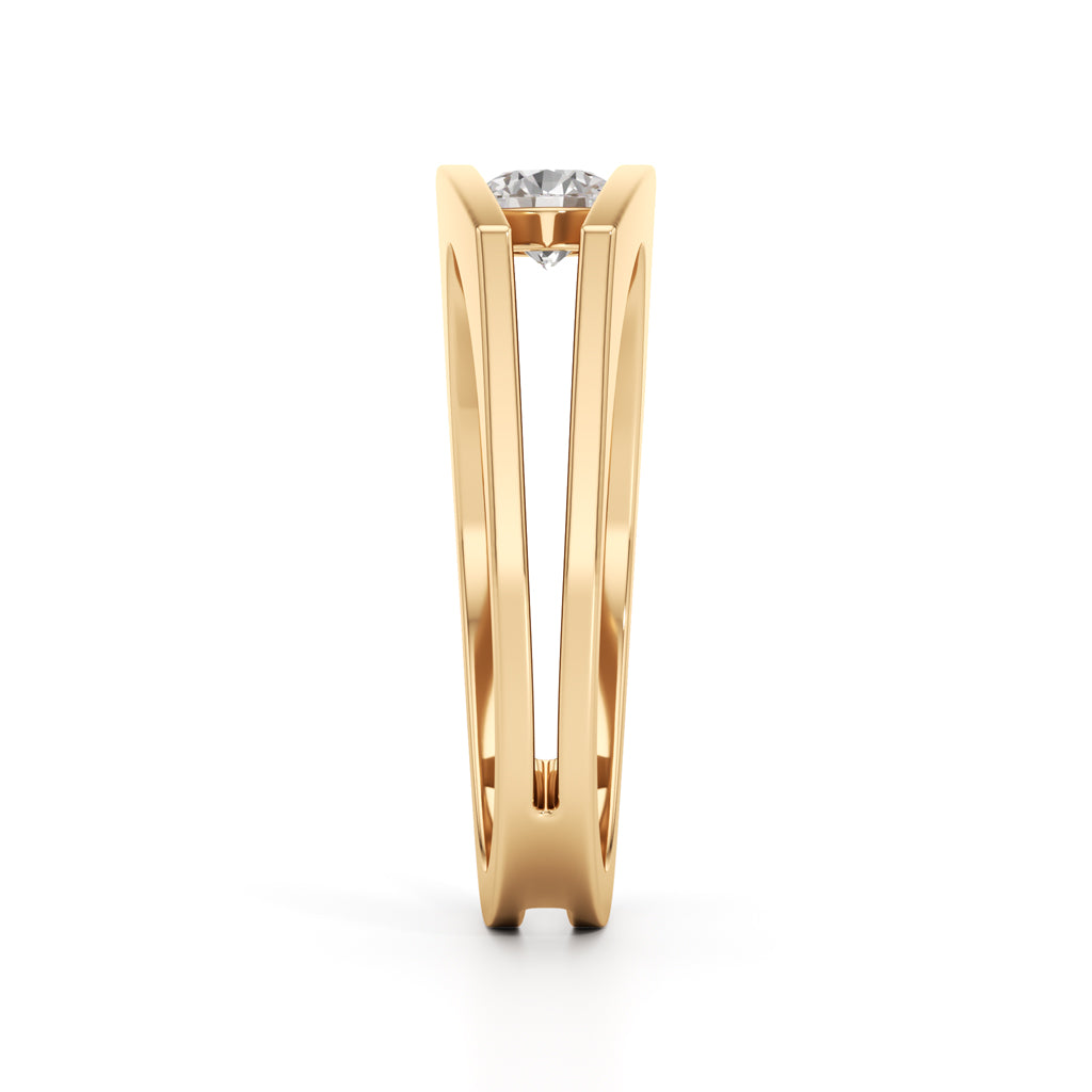 Clarisse Solitaire Ring