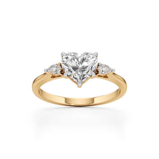 Amoura Heartlight Ring