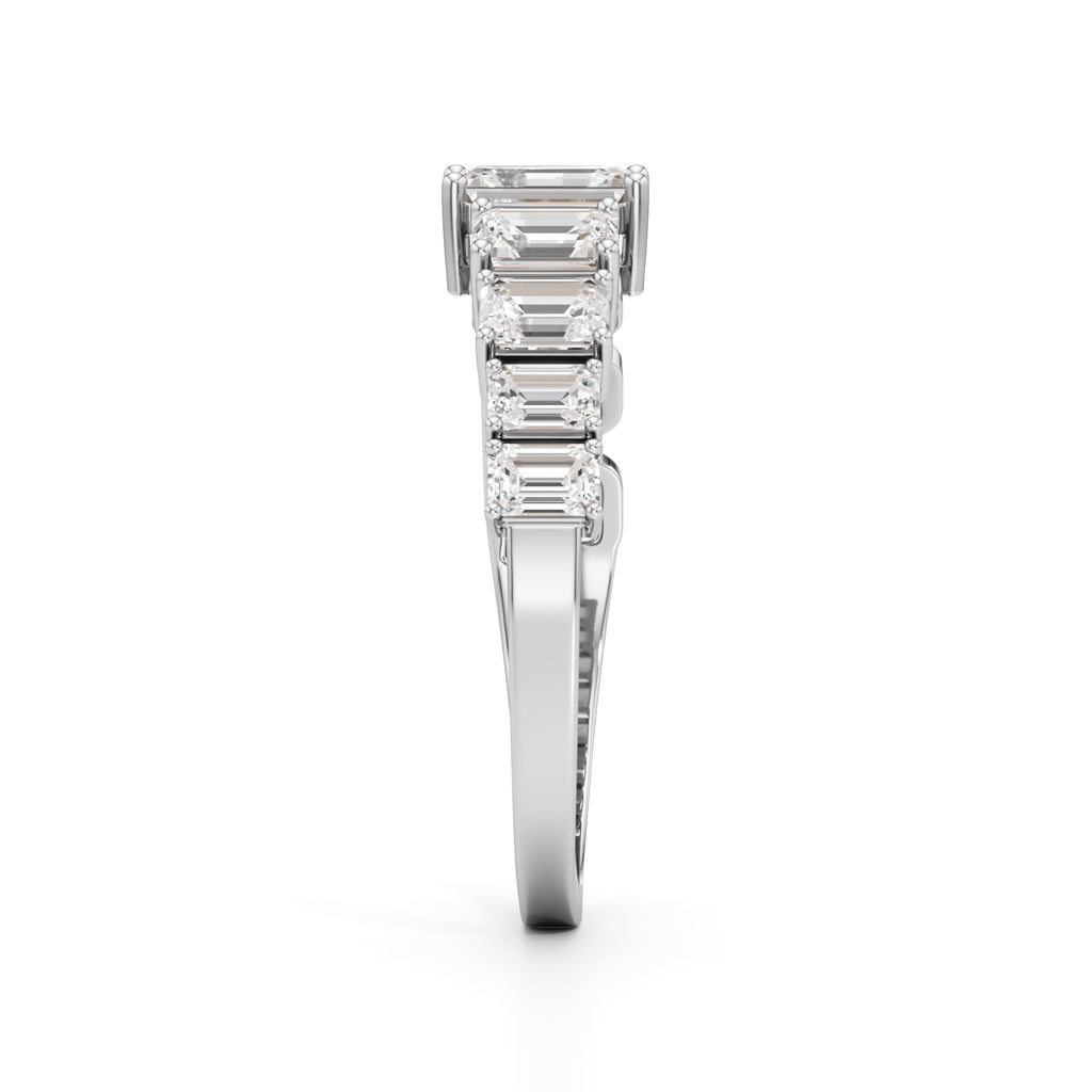 Aurelia Chain-Link Emerald Diamond Ring