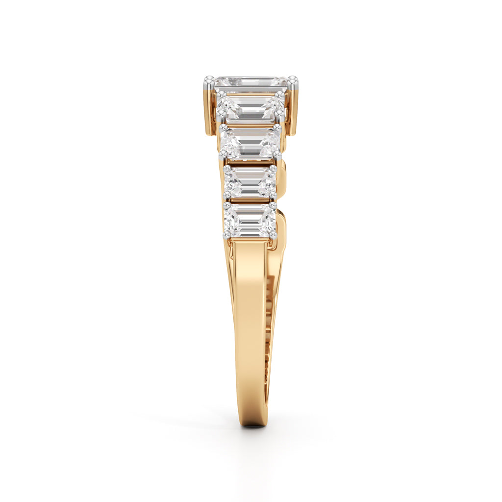 Aurelia Chain-Link Emerald Diamond Ring