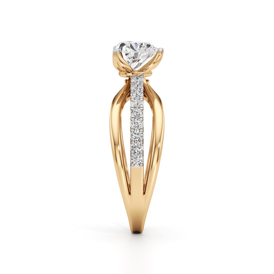 Amora Split Shank Heart Ring