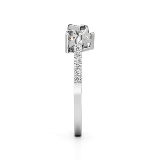 Eterna Heart Knot Diamond Ring
