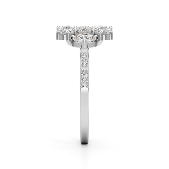 Amora Bloom Diamond Ring