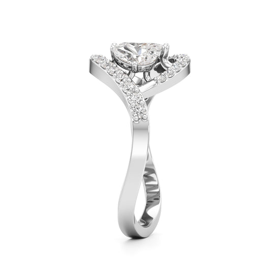 Marquise and Pear Diamond Wavy Ring