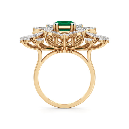 Emerald Radiance Fan-Cut Statement Ring